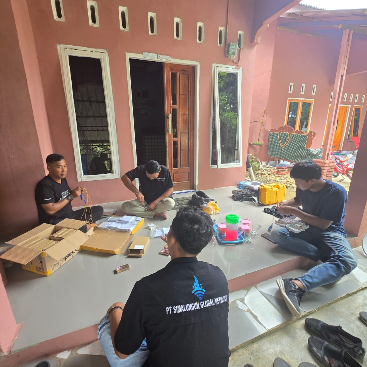 Tim Instalasi CCTV 1